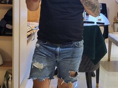 Caut chirie in Bucuresti de preferabil cu o fata sau o doamna